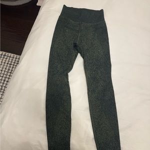 Lululemon ebb to street leggings size 4